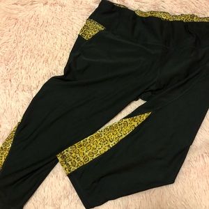 Cheetah side print workout capris